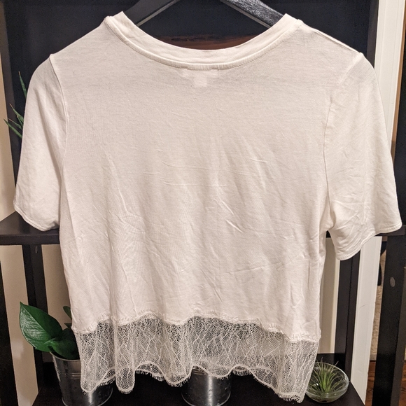Wilfred cropped white lace tee - Picture 2 of 3